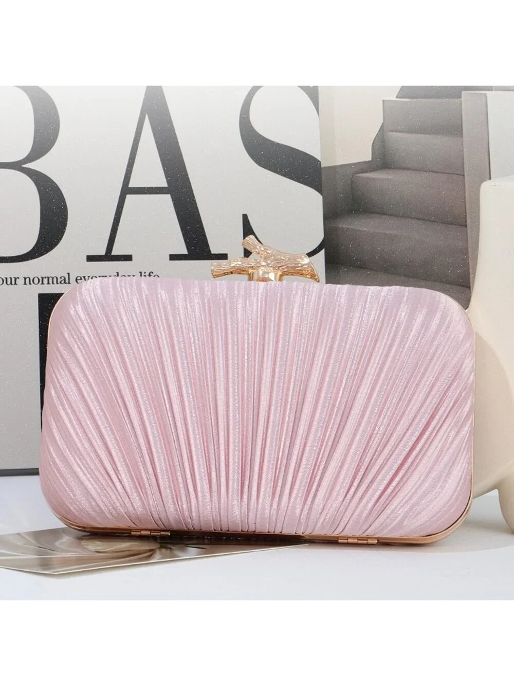 👜 Women's Pink Evening Bag Pleated Clutch Bag with Chain for Wedding Party